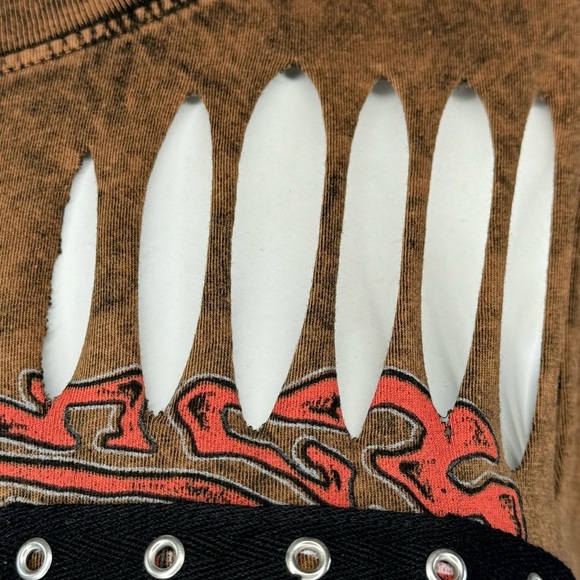 Affliction Women’s Graphic Short Sleeve Cut Out T-Shirt -Size: Large -NWT - Picture 5 of 12